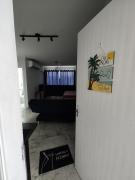 Studio pé na areia com vista para o mar