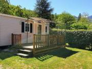 Mobil Home Confortable avec Terrasse pour 4 Personnes - API-1-52-1678