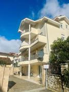 Apartments Teodo