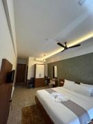 Dream wagon hotel lakkidi