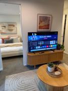 CBD Apartment, Sleeps 4 with Free Car Park