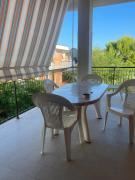 Trilocale vicino al mare con ampio balcone