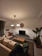 Quite, Comfortable Apartment in the City