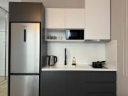 Apartment with Mountain View by the Sea