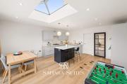Stylish 3-Bedroom Home in Maidenhead - Sleeps 5 - Parking