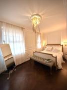 French style bedroom 15 minutes away from Oxford circus