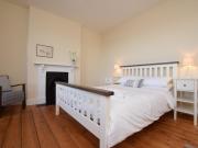 Top Westward Ho