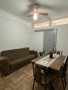 Kitnet Charmosa à 1 quadra da praia do Boqueirão