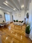 Appartement T2 Lumineux centre ville dAmboise avec vue sur le Château Royal