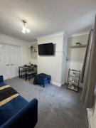 Comfortable Stay with Free Parking