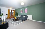 2Bed City Central East End Gem with Free Parking