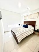 Studio Apartment with backyard -Private!