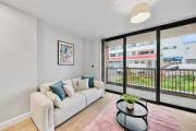Top Raynes Park