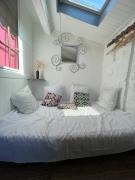 Petit nid sur les toits