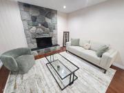 3 BR Lux home with AC in a central location