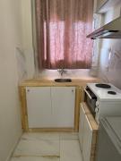 Penelope - Luxury Sea Front Studio