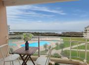 Studio vue mer-piscine et parking