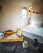 Camping Papillon Kinrooi - Pipowagen met terras