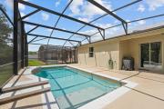 4 Bed Close to Disney Private Pool