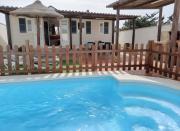 Casa con piscina privada solo familias pareja flor 1