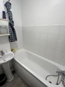 Minimalist 2BR Duplex Near The Shard