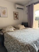 Studio Cabine - Clim - Wifi - Parking - Terasse - Piscine
