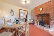 Top Ruabon