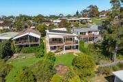 Top Mollymook