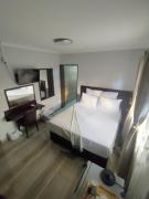 Top Francistown