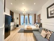 Urban Flat 55 - ATELIER MARILYN MONROE