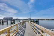 Walkable Dtwn Fort Walton Beach Condo with Balcony!