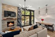 Fifth Avenue Unit 105, 2 Blocks to Skiing!