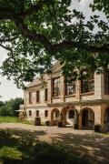Folwark Wielka Wieś - Pałac pod Dębem