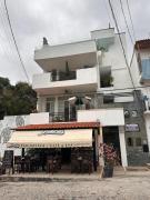 Modern boutique apartment with elevator close to everything