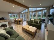 Primrose 2 bed - Violet