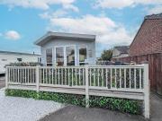 Stunning Caravan With Large Decking At California Cliffs In Norfolk Ref 50001Oc