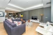 Luxury 3 Bedroom Penthouse Apartment City Centre