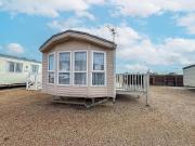 6 Berth Caravan Nearby Hunstanton Beach Front In Norfolk Ref 13019L