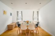 Queensferry Street Lane - Fantastic 2 BR City Centre Mews House with free secure parking!