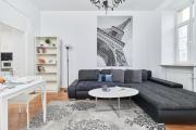Rynek Apartment The Heart of the City by Noclegi Renters