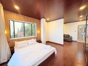 The Emili Hotel & Restaurant With Mountain View Parking Facility Near Giddha Pahar View Point