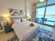 Beachfront-Huge Apt-in Palm-Private Beach