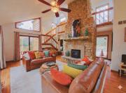 Luxury Wooded Retreat Sunroom Hot Tub Game Room