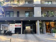 Monte Grande Family Stay - Balcón y parilla