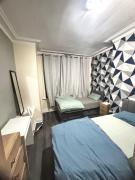 Twin Room Ideal for Matchdays & City Visits