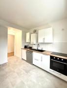 Le cosy Baudricourt - Garage and balcony