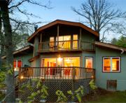 Eureka Springs Lake house