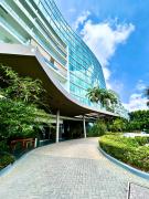 Apartamento con piscina gigante y acceso directo al mar