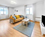 La forêt, Parking, Jardin, Proche de la Gare