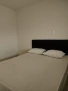 Casa duplex - 2 quartos - próximo ao Centro e Praias